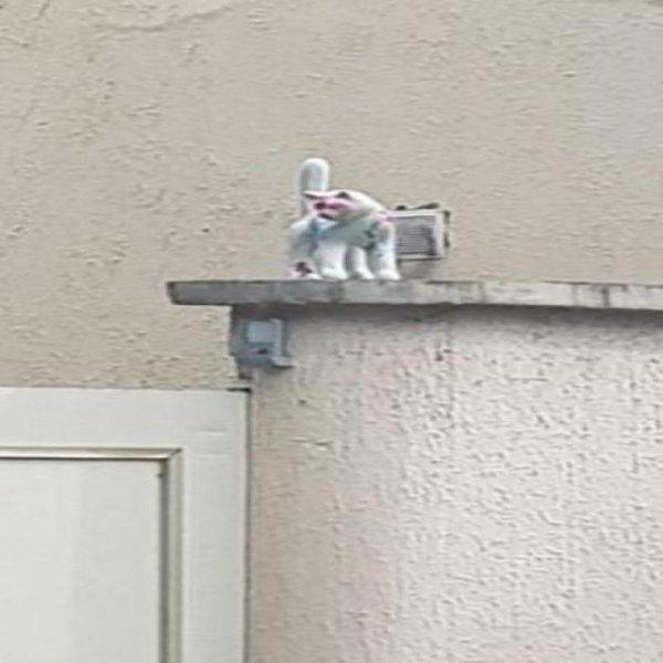 <sculpture_272